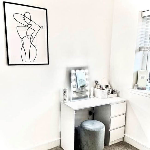 White vanity table with four drawers and built-in frame hollywood mirror 47x37cm perfect for glam makeup setup