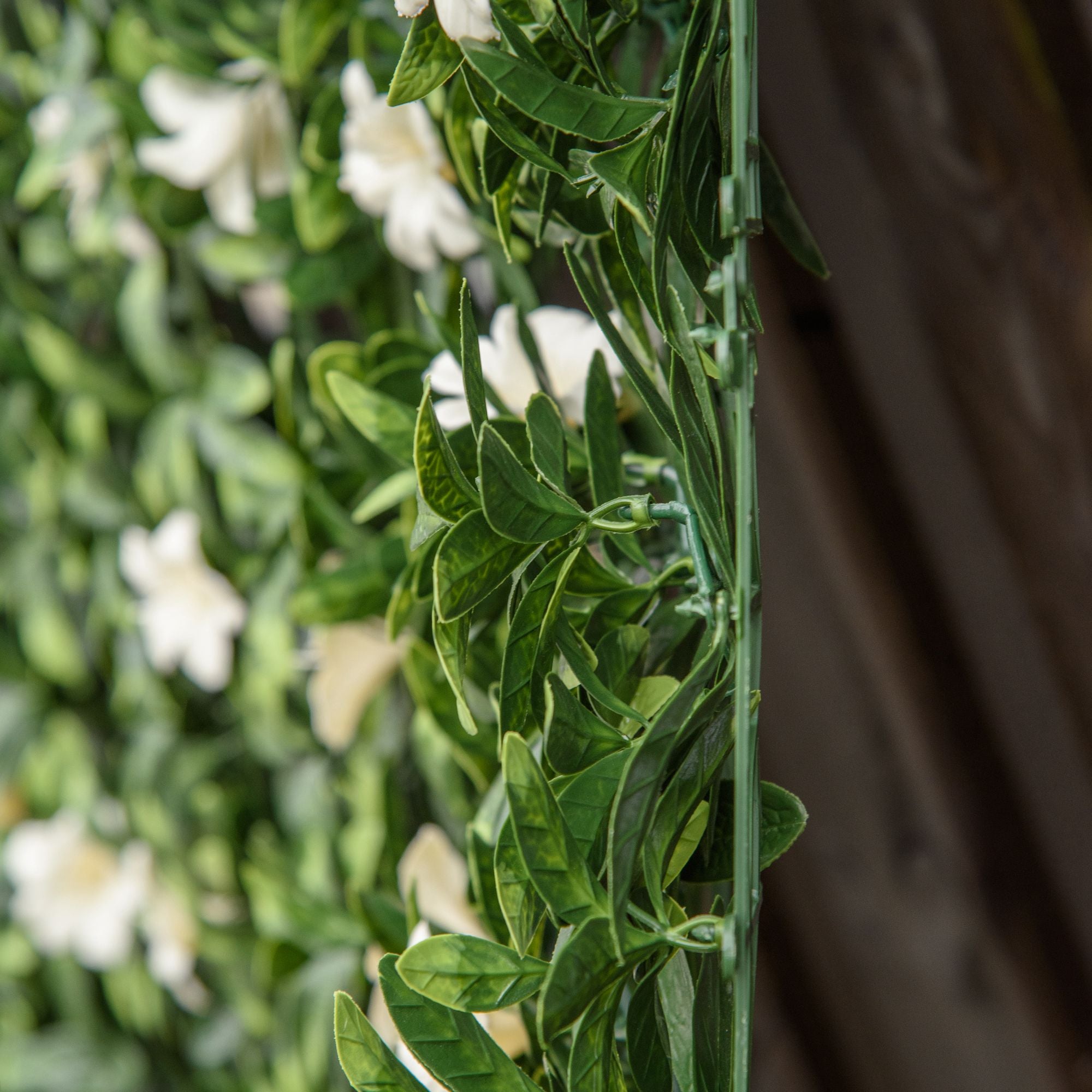 Outsunny 12pcs artificial boxwood wall panels 50cm x 50cm with green ivy and white flowers for garden privacy fence
