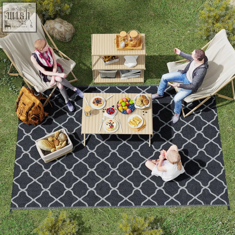 Outsunny reversible outdoor rug black with white geometric pattern plastic straw mat with carry bag for camping or picnic