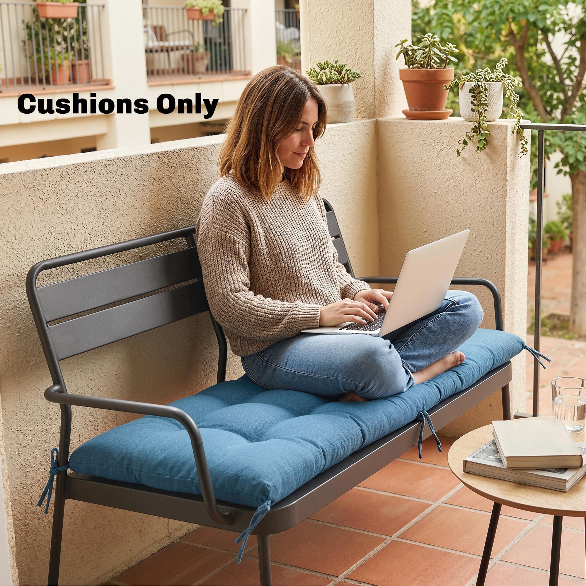 Blue tufted sun lounger cushion made of memory foam with fabric ties for outdoor benches by Outsunny