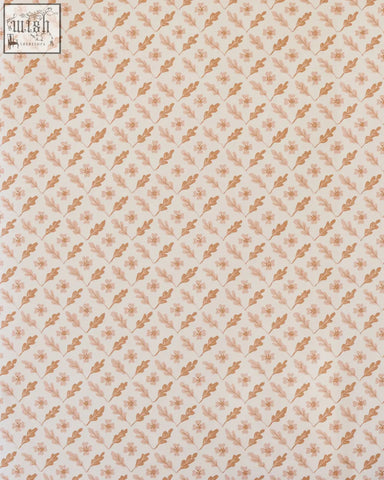 Delicate oxalis oak wallpaper with rippled leaves pattern in golden brown and soft pink on pale cream background