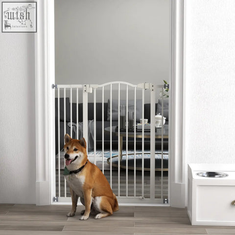 White metal pawhut safety gate with arched top vertical bars double locking mechanism pressure fit for doorways