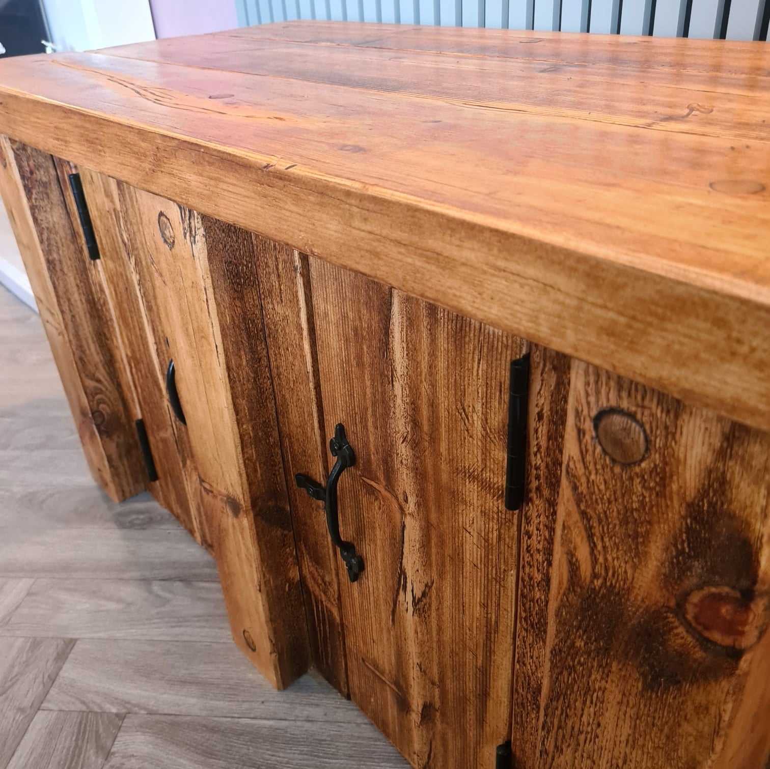 Fish Tank Stand - Redwood Aquarium Unit with Storage