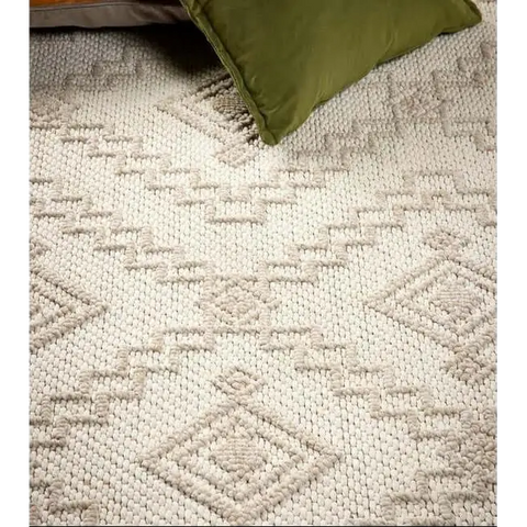 Rustic Rug Diamond Design - Rugs