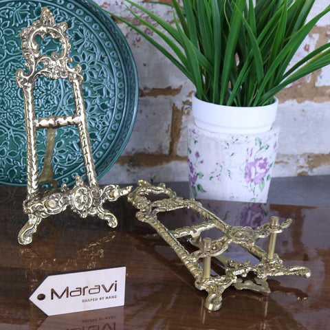 Antique-style saramati 20cm brass easel set of 2 with ornate handcrafted detailing and vintage design brass easel