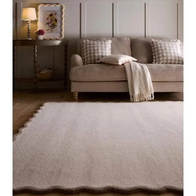 Scalloped Rugs Bordered Design - Rugs
