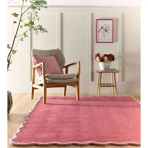 Scalloped Rugs Bordered Design - Rugs