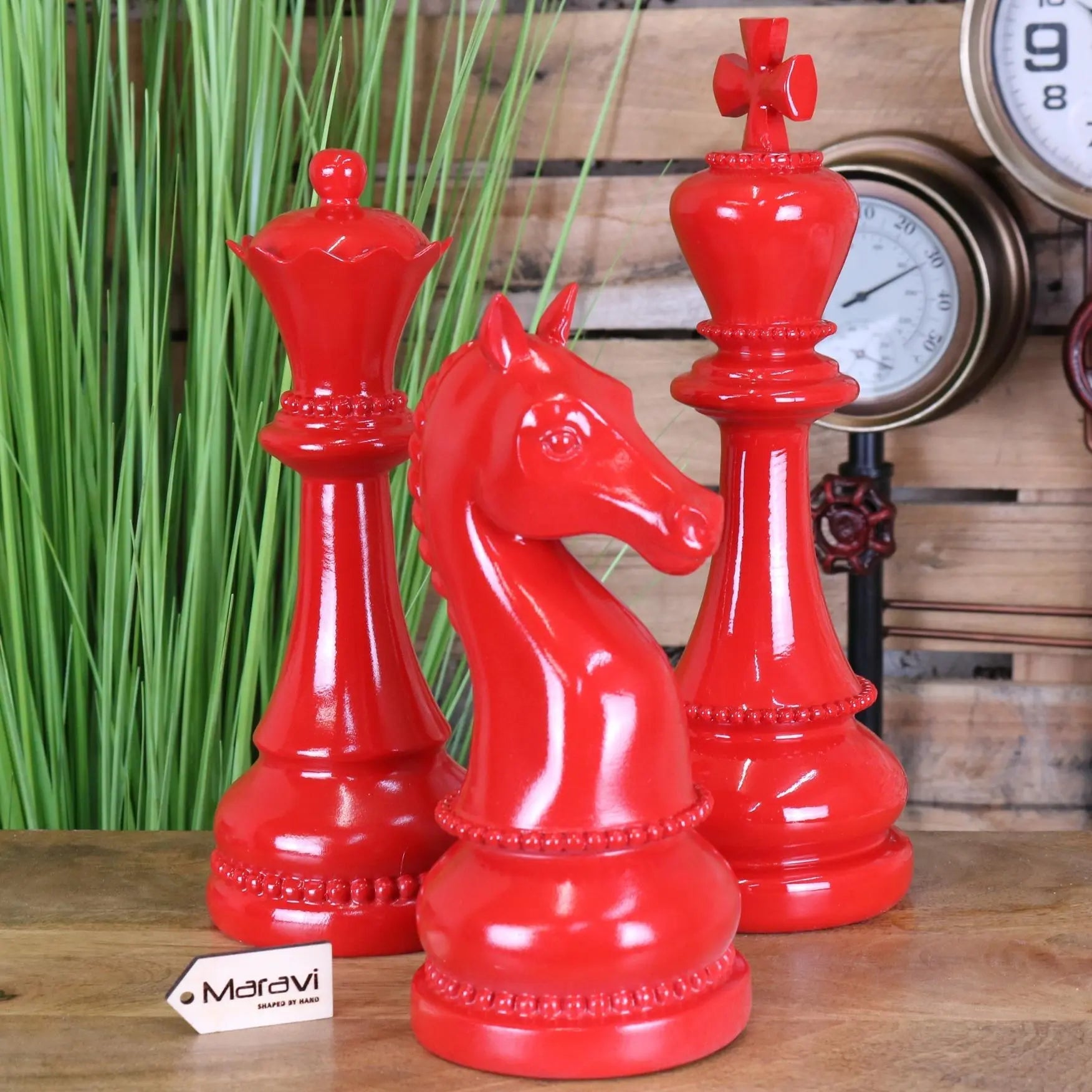 Vibrant red ceramic large chess piece ornaments with queen knight and king glossy finish for shatranj set