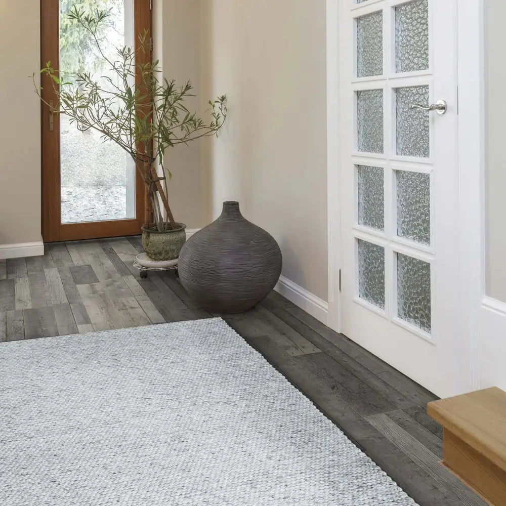 Solid Design Recycled Low Pile Eco Rug | Jaya - Rugs