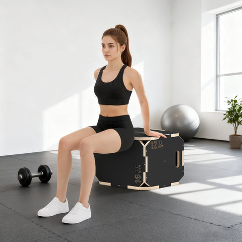 Black and gold SPORTNOW non-slip jump box with corner-free wooden edges for safe plyo jumps 31 x 36 x 41 cm