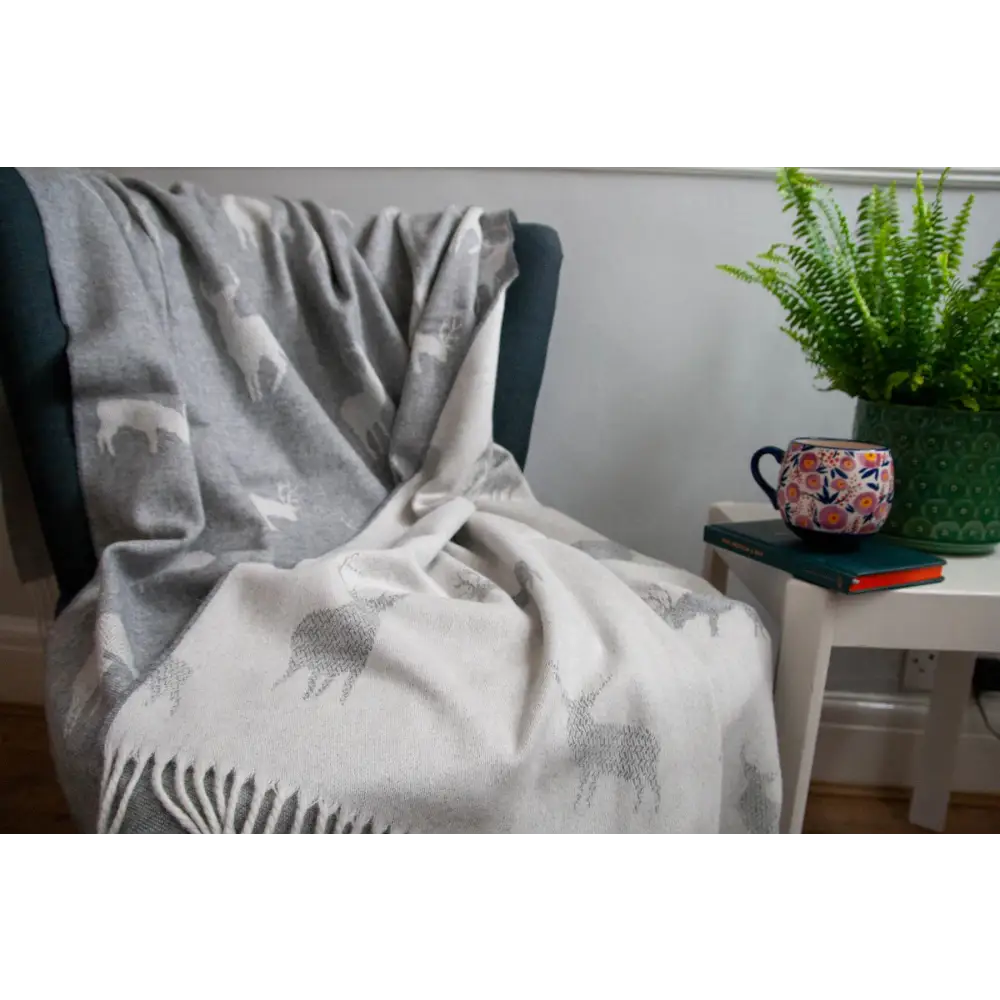Stag Merino Lambswool Throw - Grey - Throws & Blankets