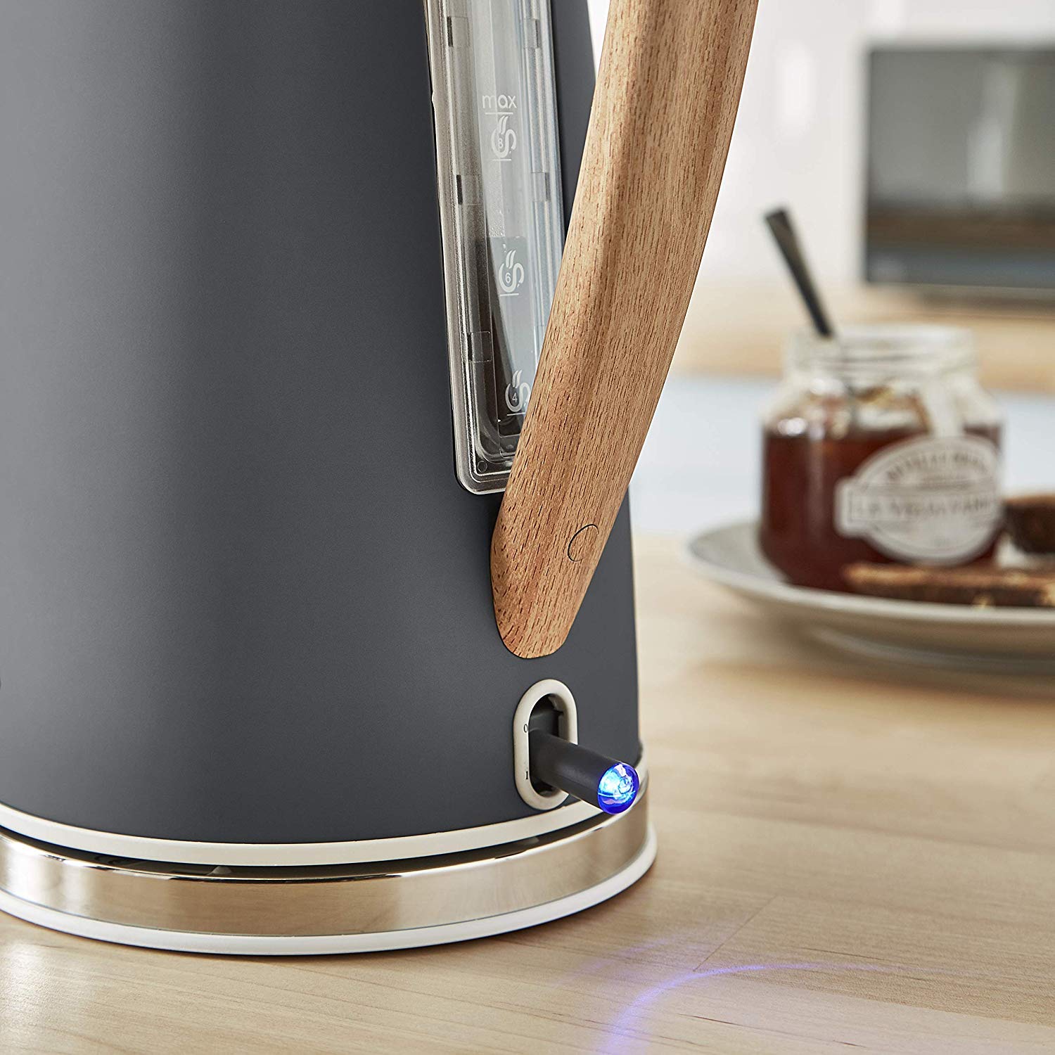 Gray swan sk14610gryn nordic jug kettle with wooden handle stainless steel base and fast boil technology