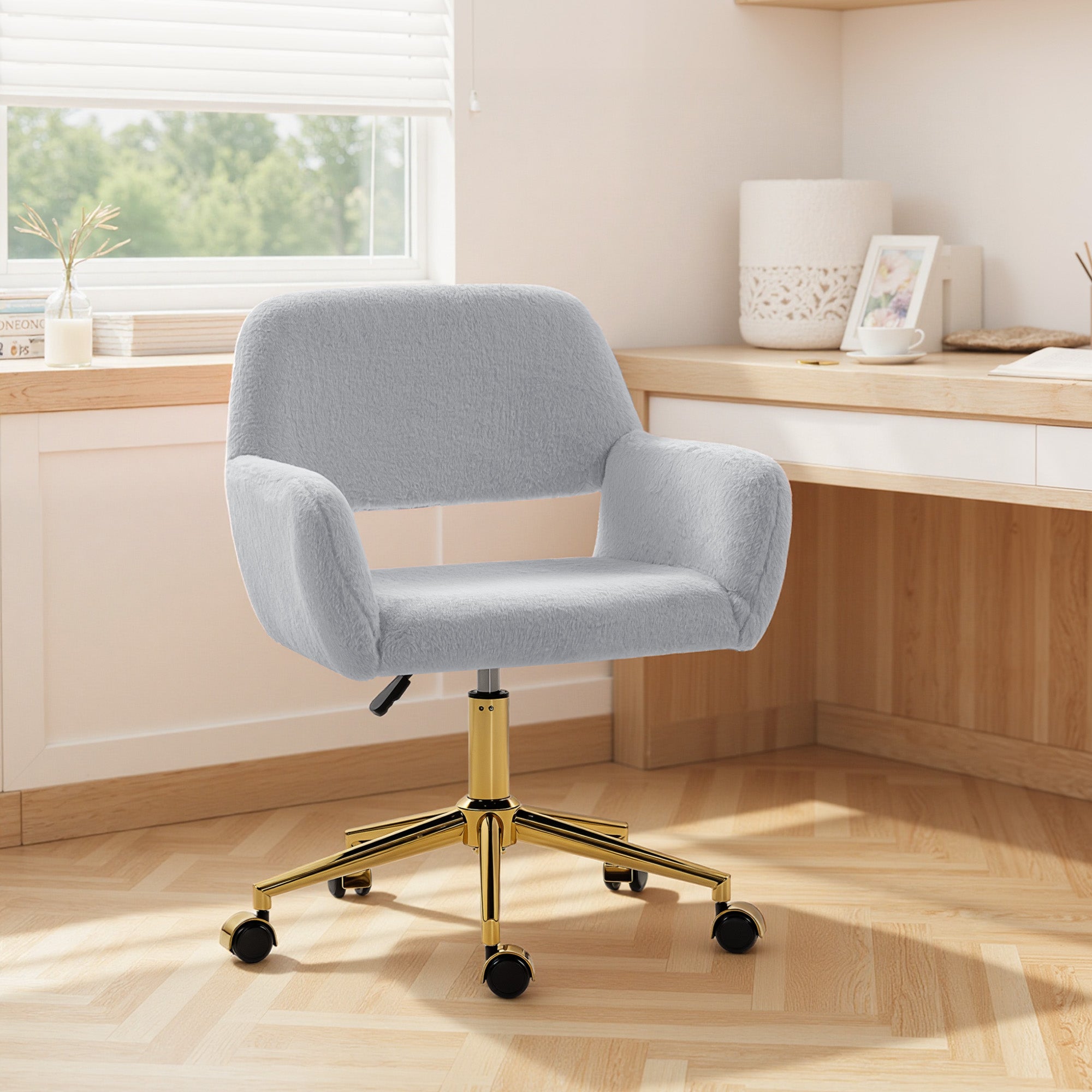 HOMCOM Faux Fur Rabbit Chair - Grey
