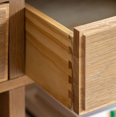 Light oak wood drawer with visible dovetail joint for the england kitchen island unit d650 x h237mm