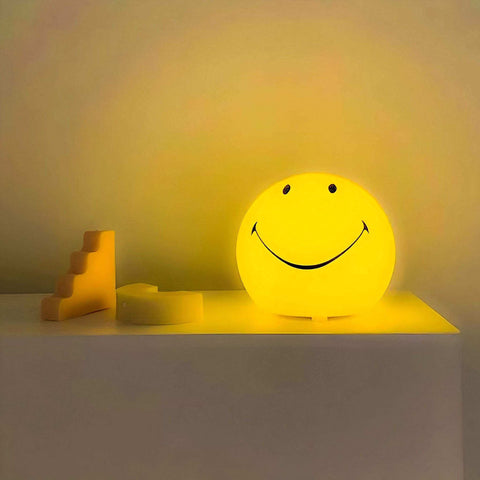 The Smiling Night Lamp