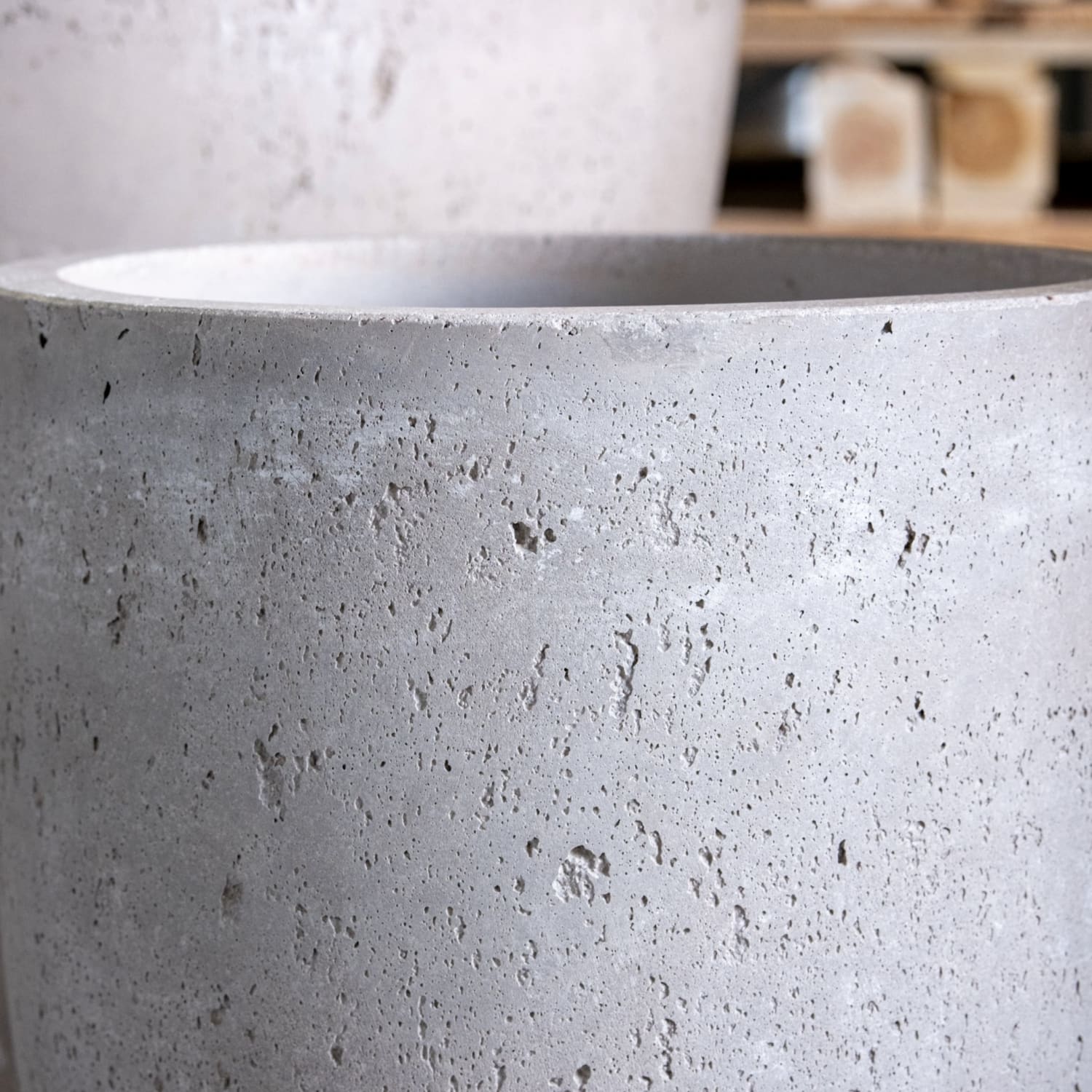 Vessara | Truffle – 68cm Extra Large Tall Concrete Planter – 61L Round Plant Pot