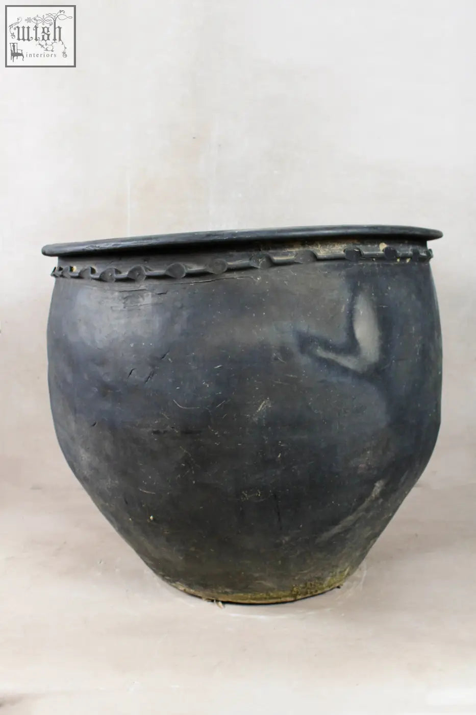 Vintage dark pot xl number 6 featuring a weathered vintage grey earthenware pot with a rounded body and beaded rim