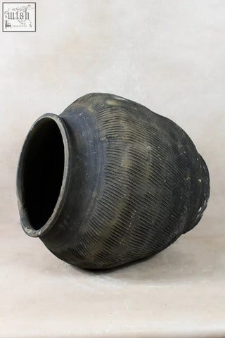 Dark gray ceramic jar with wide open mouth and vertical ribbed texture vintage textured grey pot vt20