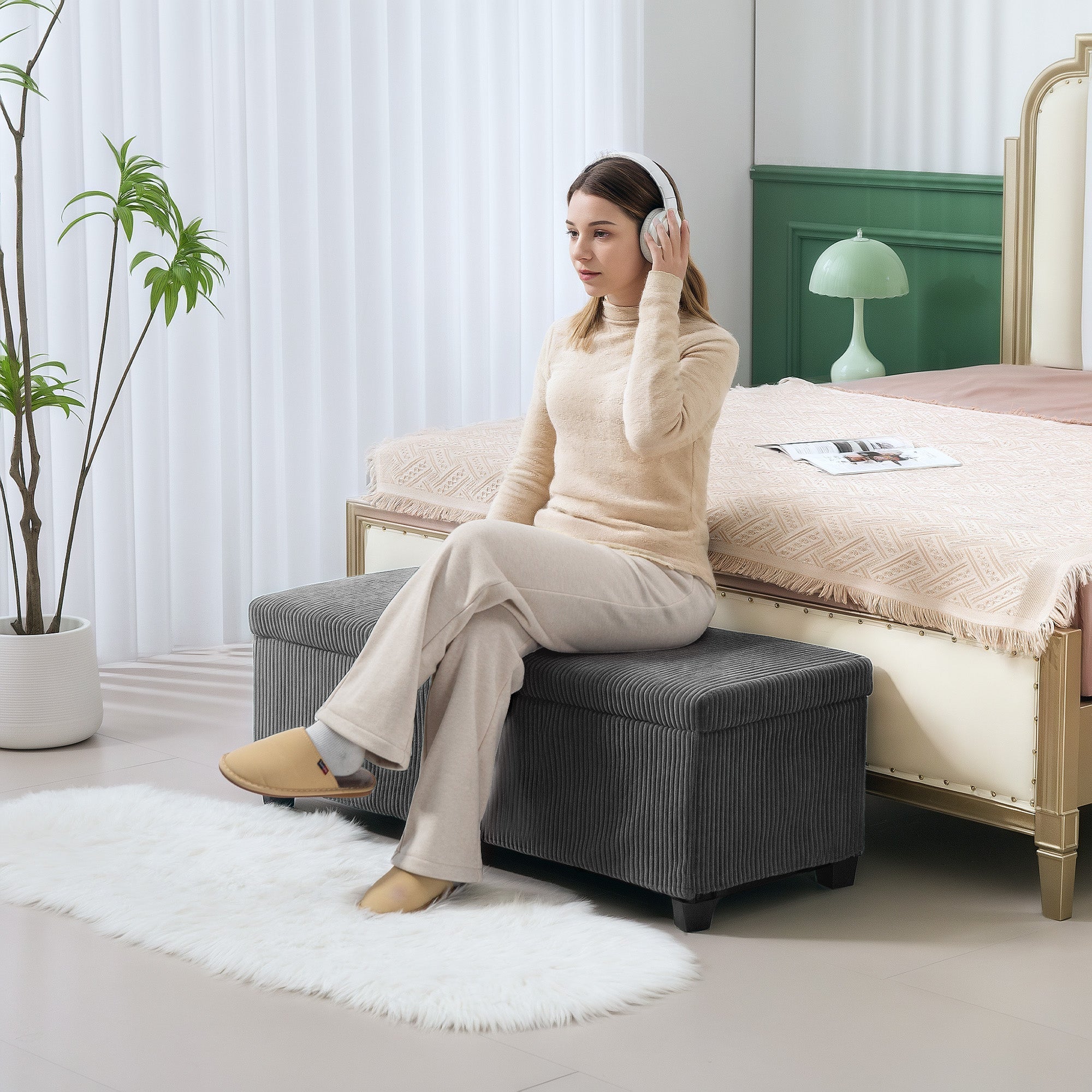 HOMCOM Storage Ottoman Bench, Corduroy Footstool with Removable Lid and Legs, 112cm Storage Chest Box for Living Room, Bedroom, Hallway, Grey