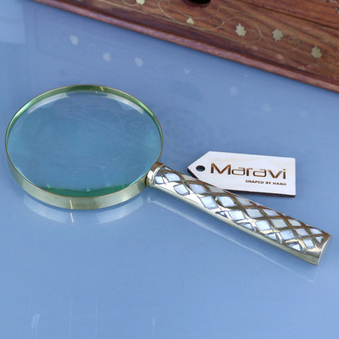 Handcrafted zuari brass magnifying glass with diamond patterned handle and mother of pearl inlays moravi brand